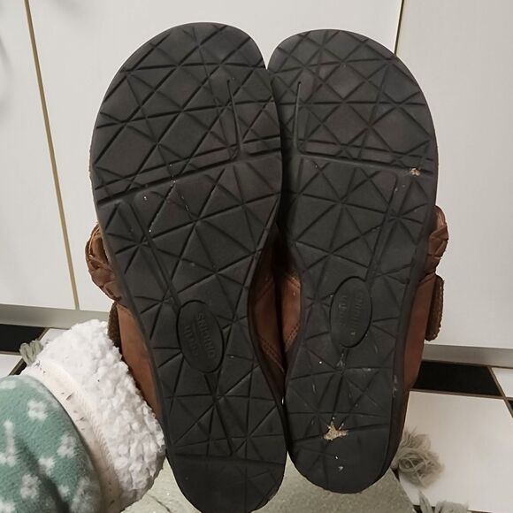 Earth Origins Braided Print Toe-Post Sandals Onida Brown BarkSuede Sz 9 Comfort - Picture 5 of 7